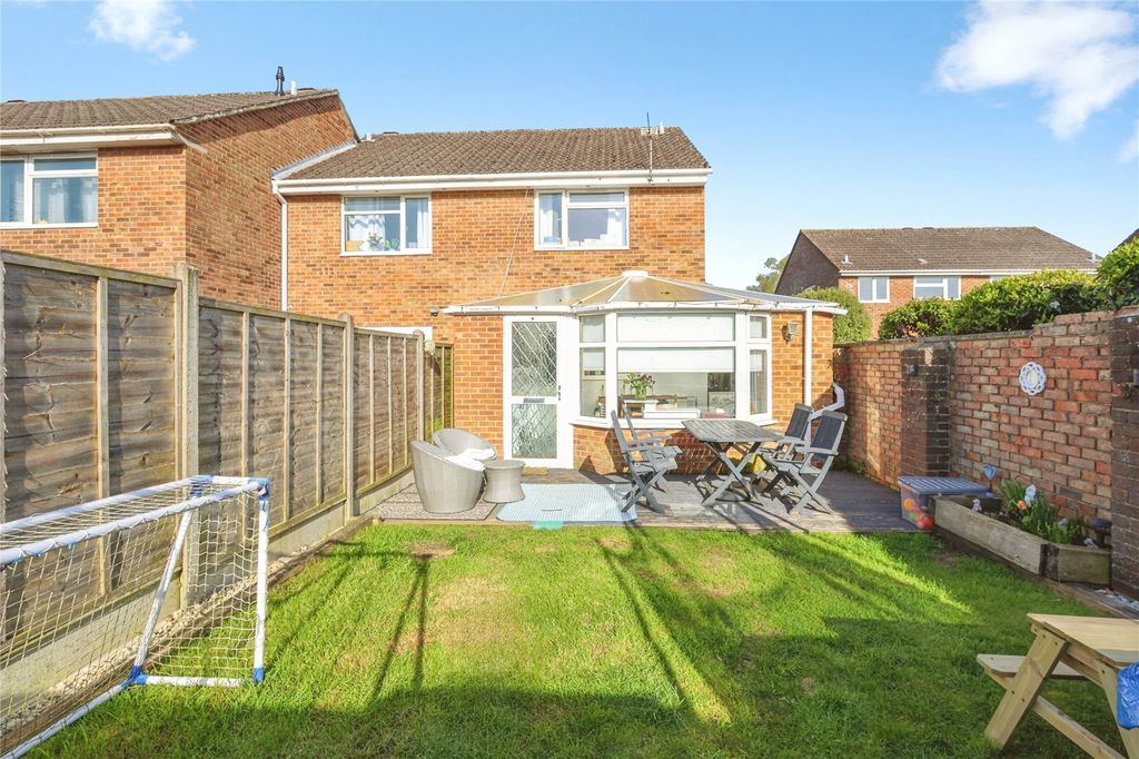 Property photo 2 of 20 Picture No. 09