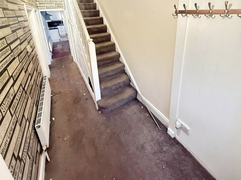 Property photo 3 of 14 Picture No. 14