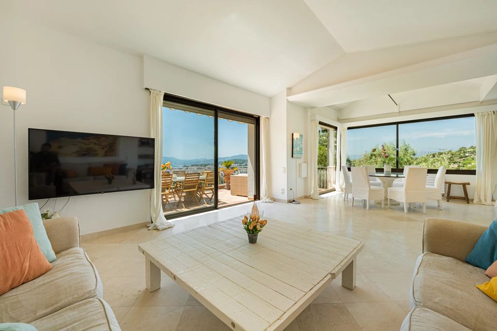 Property photo 3 of 29 207cc6F50Ab376c73Ad92A13Eb2081Fa_0Db36274ee_1920-Big