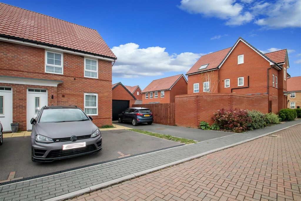 Property photo 1 of 16 Img_8443.Jpg