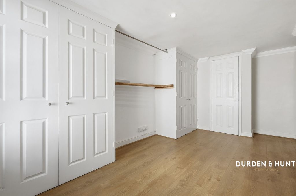 Additional image 7 of 2 bed flat for saleHigh Street, Ongar CM5