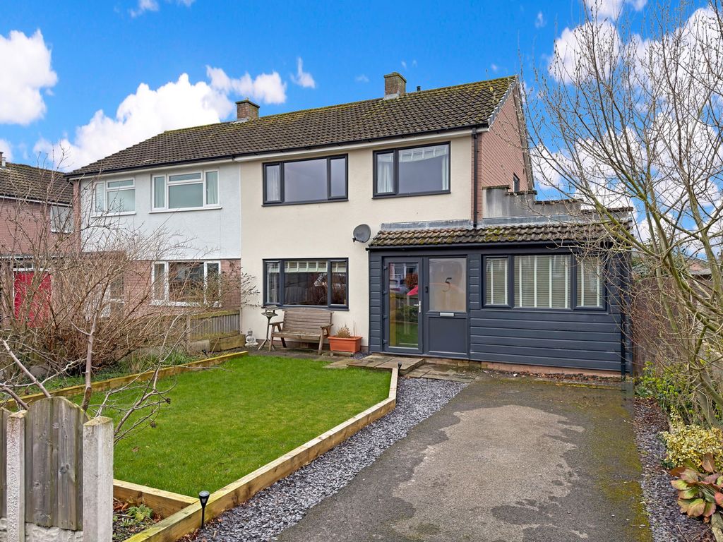 Property photo 1 of 26