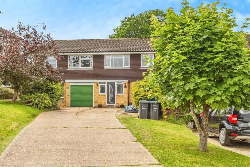 Property photo 2 of 19