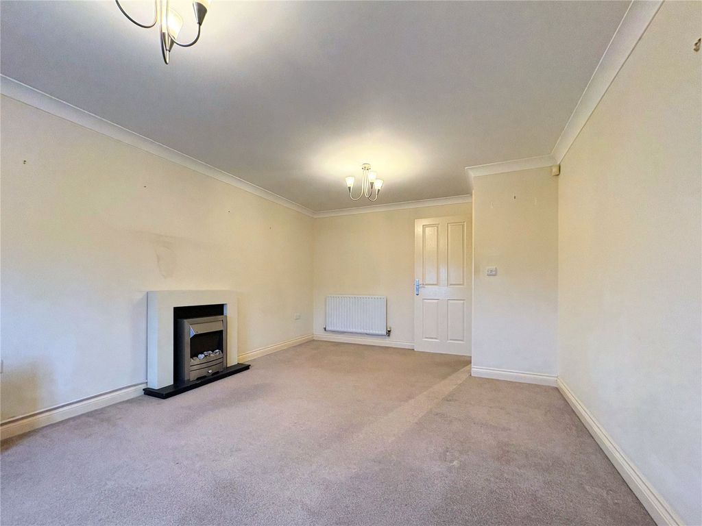 Property photo 2 of 11 Picture No. 13