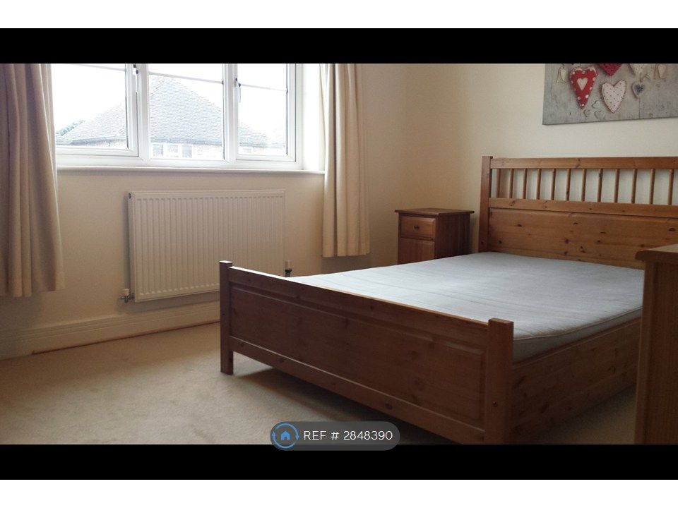 Property photo 3 of 12