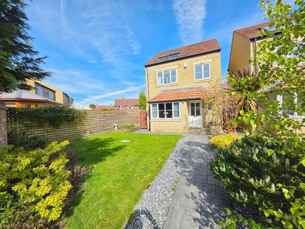 Property photo 1 of 24