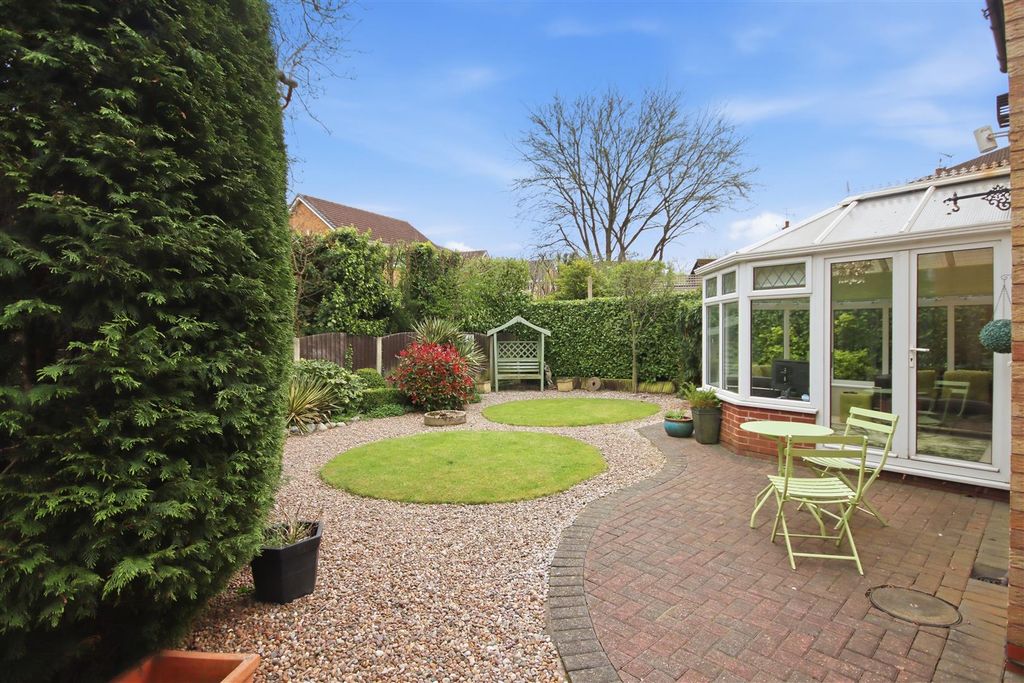 Property photo 3 of 19 Rear Garden