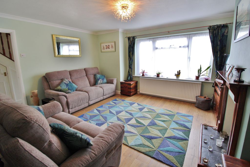 Property photo 3 of 21