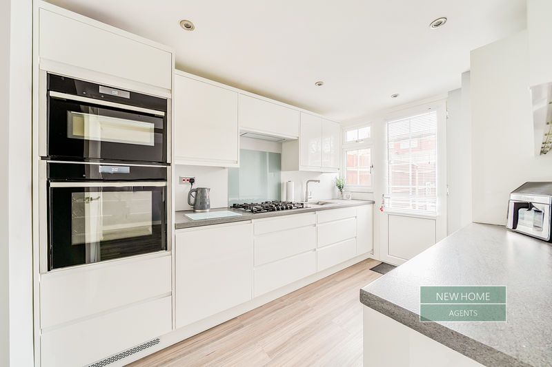 Property photo 2 of 22 Photo 8