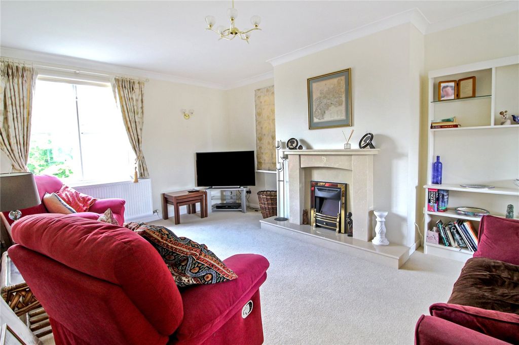 Property photo 2 of 14 Picture No. 07