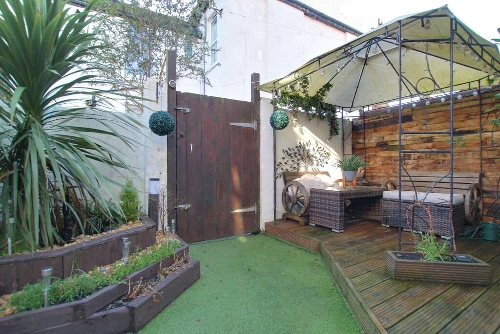Property photo 3 of 5 Picture No. 01