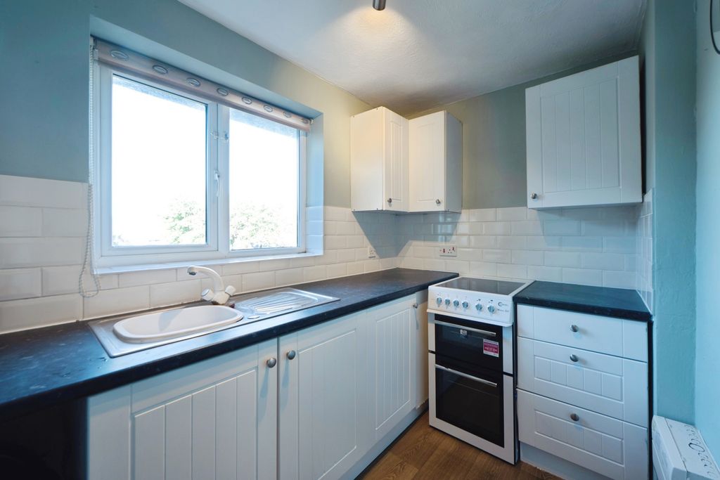 Property photo 2 of 14 Pbox-Img.Jpg