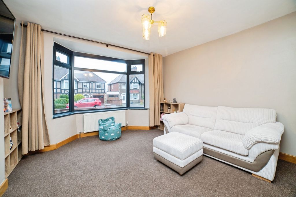 Property photo 2 of 22 Pbox-Img.Jpg