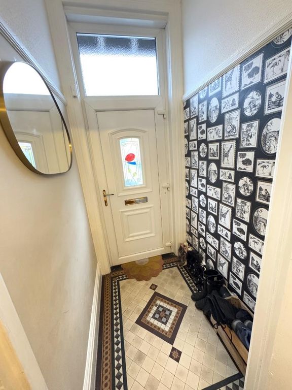 Property photo 3 of 38 Entrance