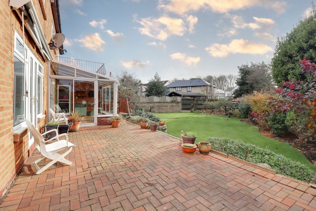 Property photo 3 of 28 Rear Garden