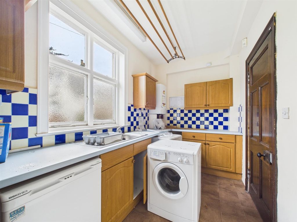 Property photo 3 of 25 Cam01486G0-Pr0935-Still009.Jpg