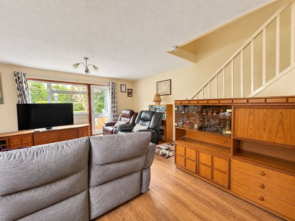 Property photo 3 of 15 Picture No. 11