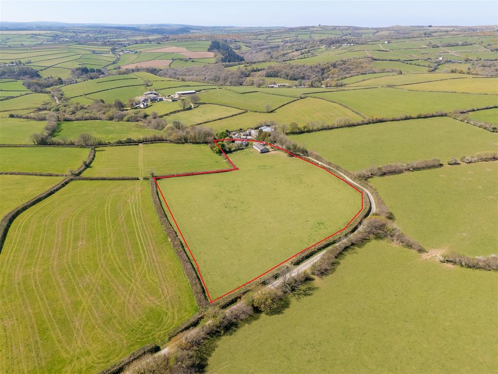 Property photo 2 of 31 Parry Higher Fawton Farm St Neots Photos-45 (2).Jp