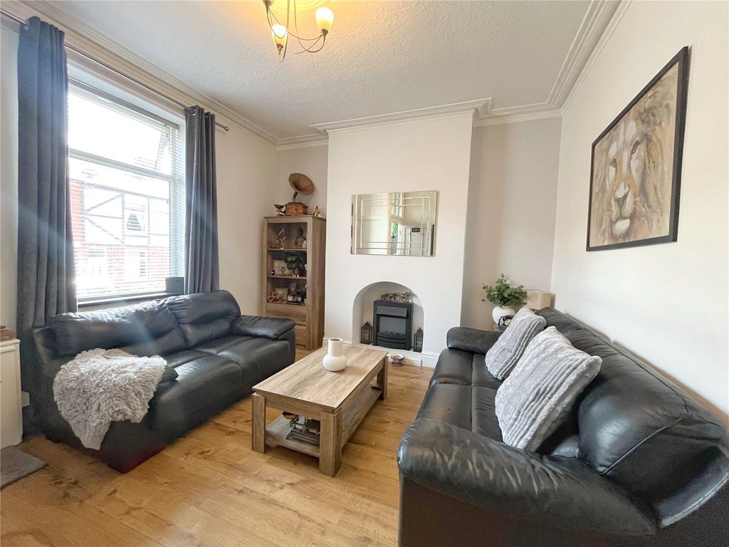 Property photo 3 of 26 Picture No. 29