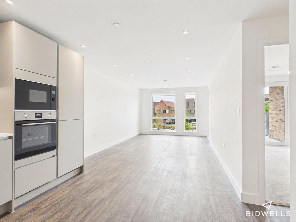 Property photo 1 of 10 Picture No. 24