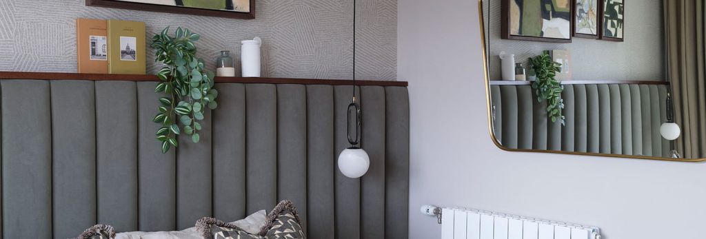 Property photo 1 of 5 Wide, Fabric Headboard, Wall Hangings And Shelving Above, Designer Wall Mirror, Radiator.