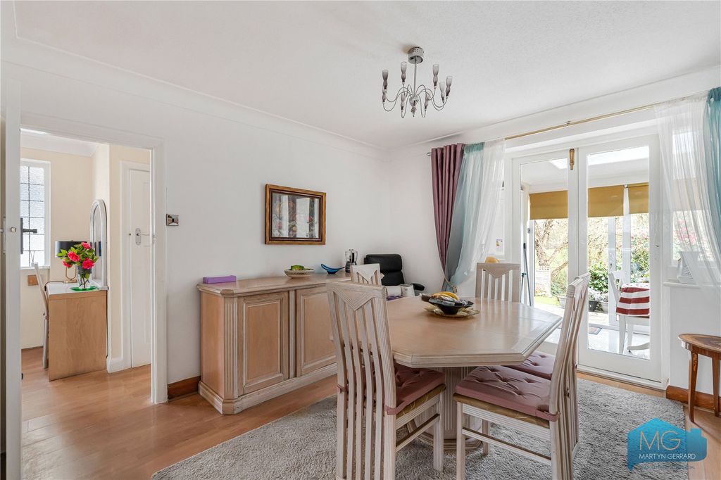 Property photo 3 of 23 Picture No. 10