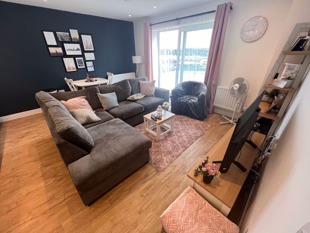 Property photo 3 of 9 2610343