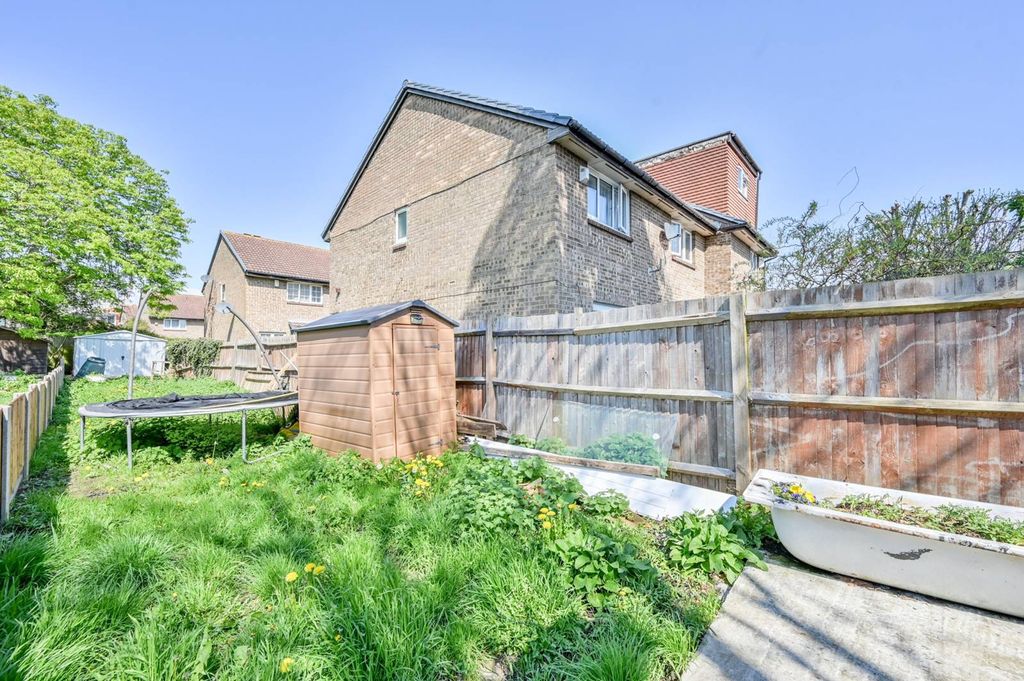 Property photo 1 of 8