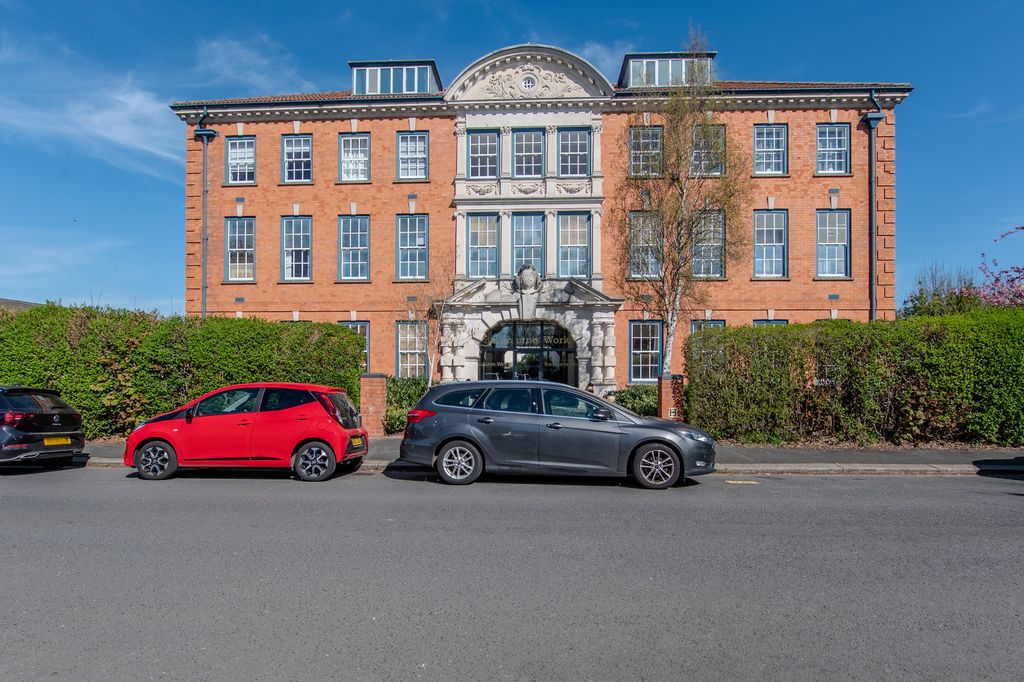 Property photo 1 of 20