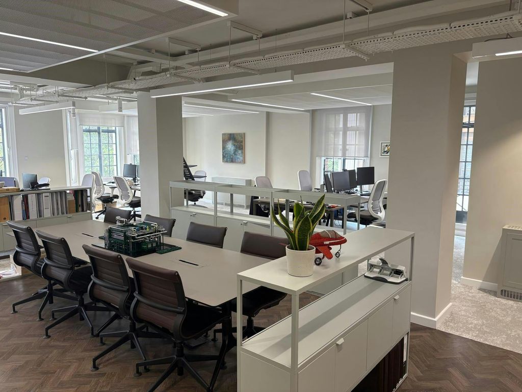 Property photo 2 of 6 1Bs 6.Jpg