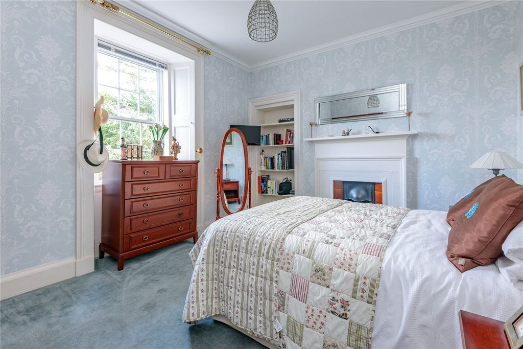 Additional image 17 of 4 bed detached house for sale49 Burdiehouse Road, Burdiehouse, Edinburgh EH17