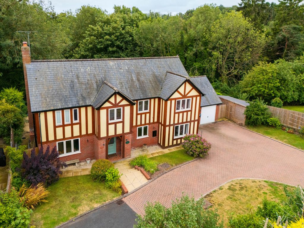 Property photo 1 of 28
