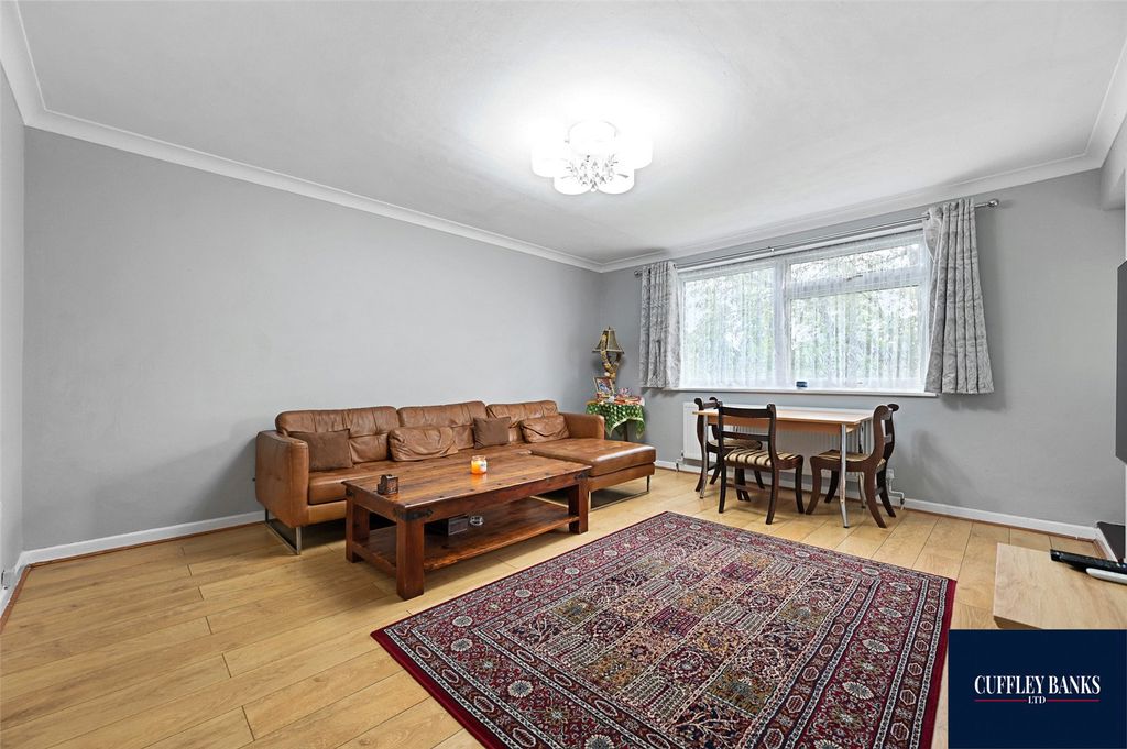 Property photo 2 of 8 Picture No. 02