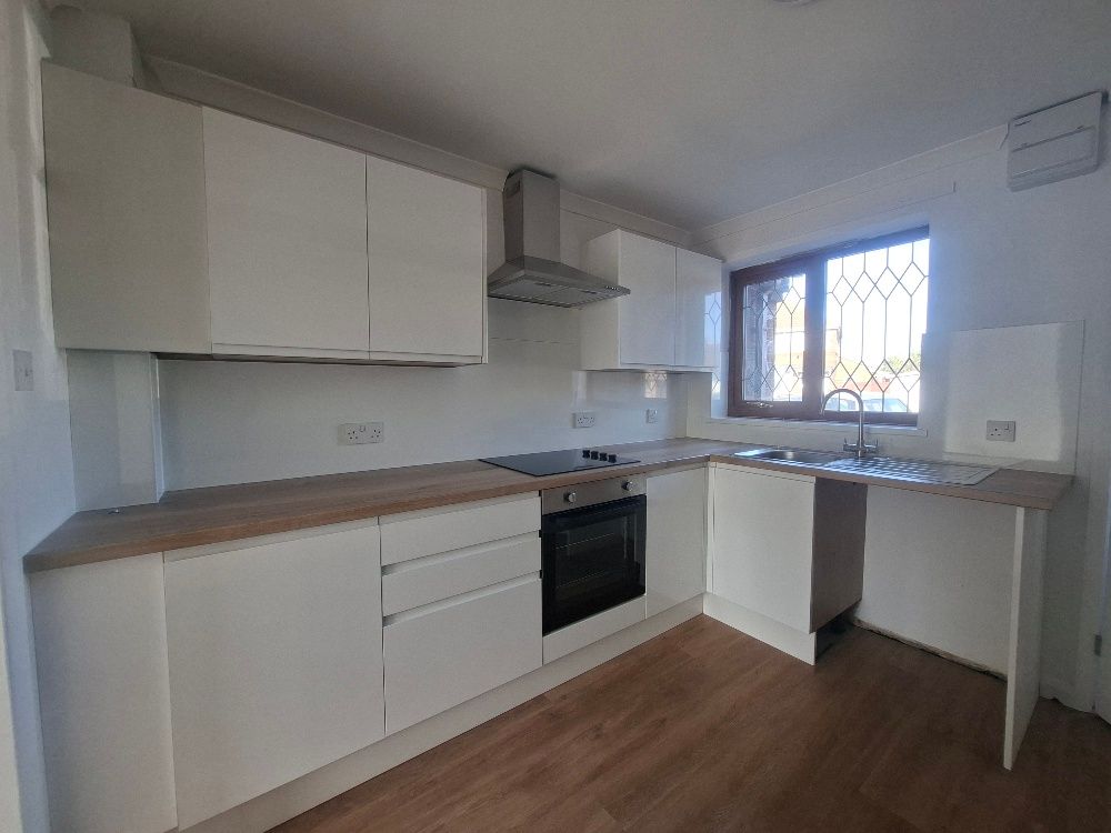 Property photo 3 of 8 Image