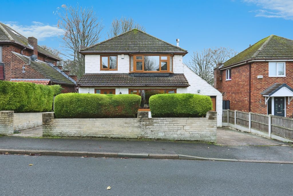 Property photo 2 of 20