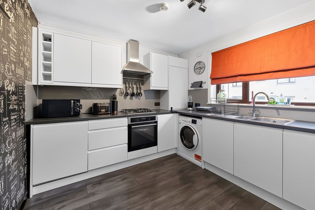 Additional image 6 of 2 bed flat for saleGillsburn Gardens, Kilmarnock KA3