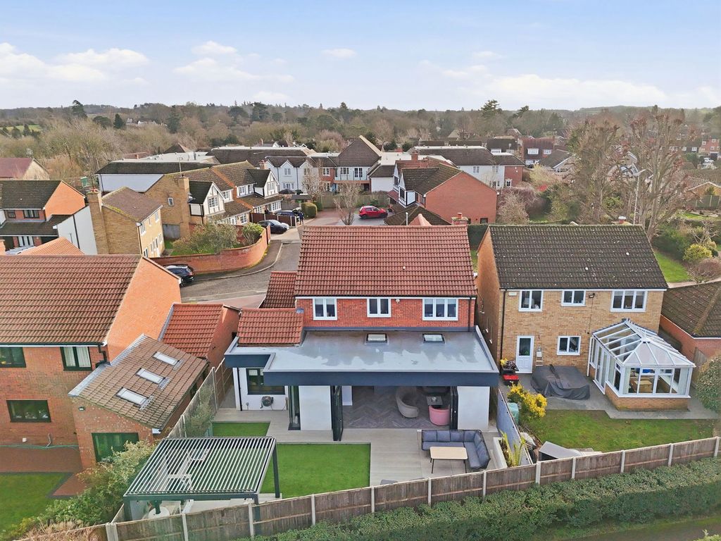 Property photo 1 of 45