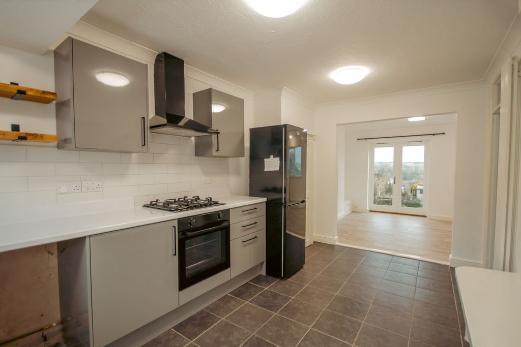 Property photo 3 of 12 3-_Mg_9829