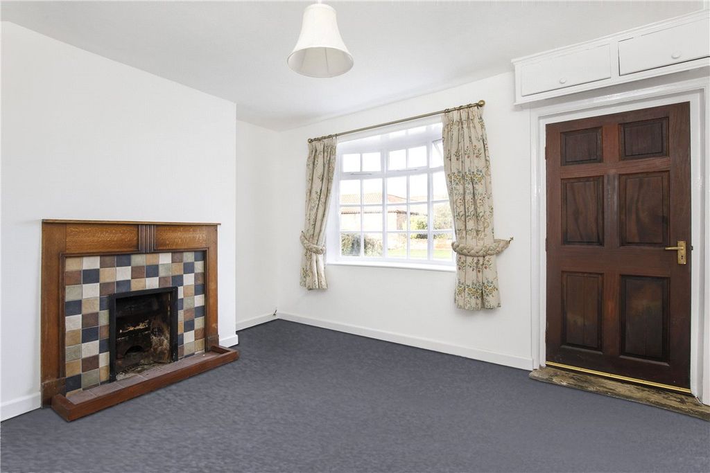 Property photo 2 of 10 Picture No. 01