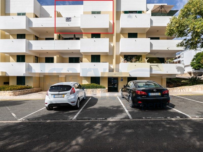 Property photo 1 of 28