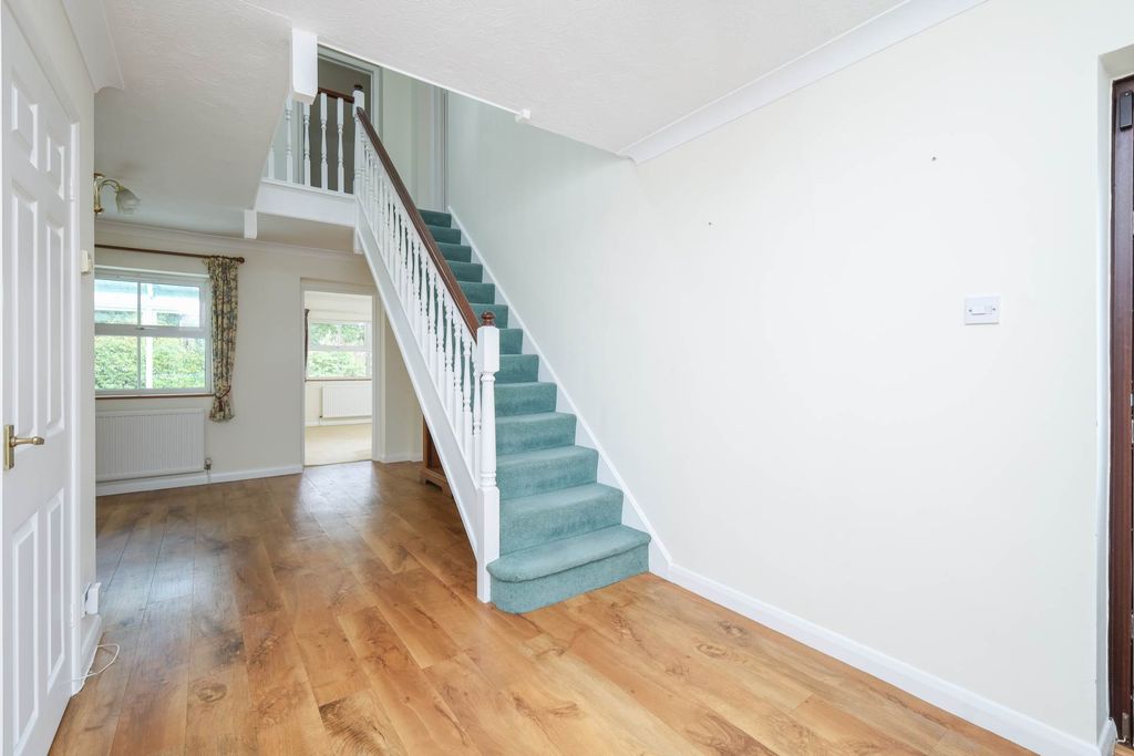 Property photo 2 of 22