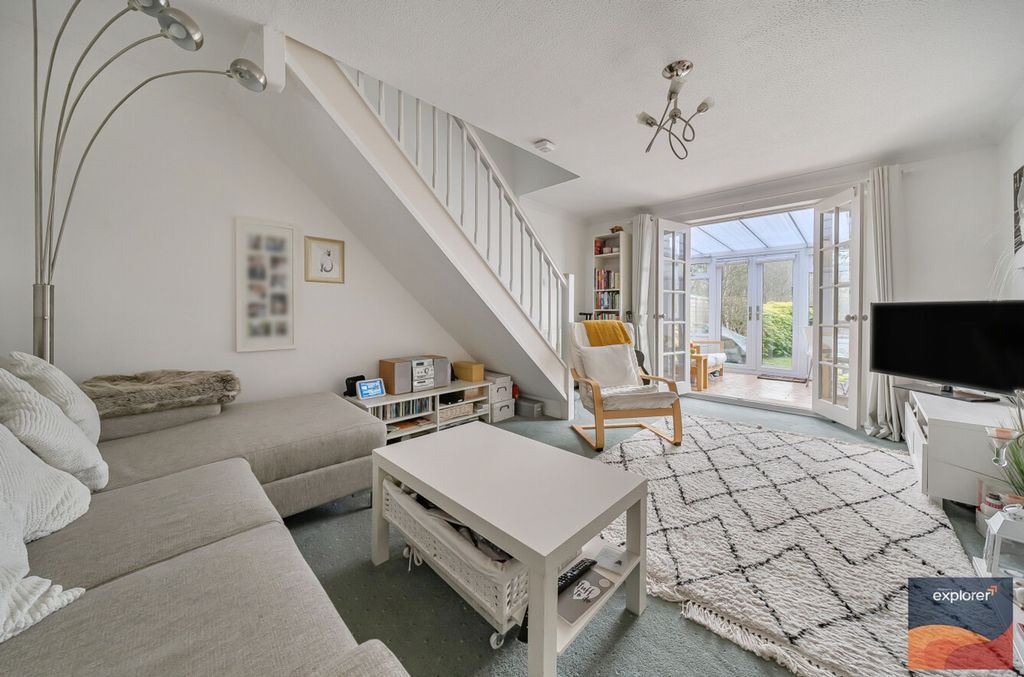 Property photo 3 of 16