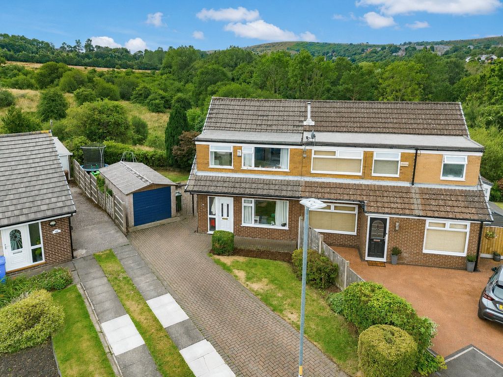Property photo 1 of 19 External