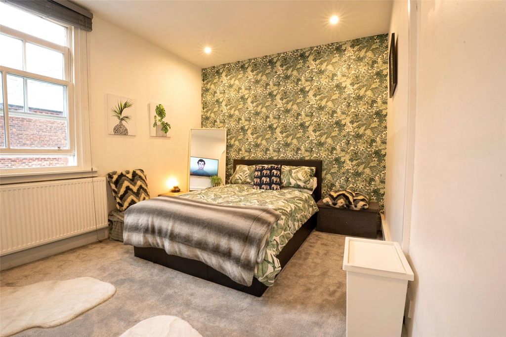 Property photo 3 of 11 Picture No. 08