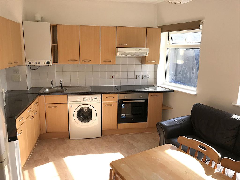 Property photo 2 of 8 24B-Kitchen.Jpg