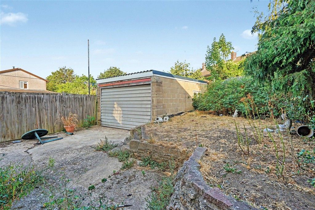 Property photo 2 of 8