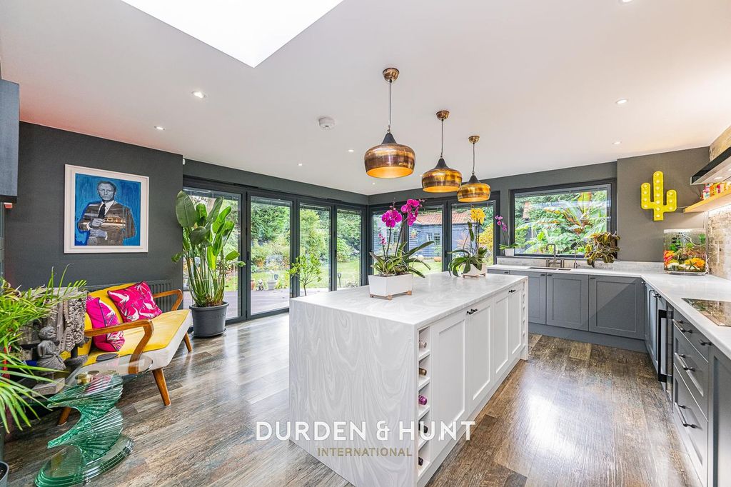 Property photo 2 of 53 Garden-66.Jpg