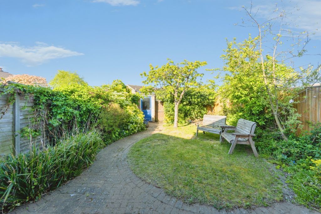 Property photo 3 of 15