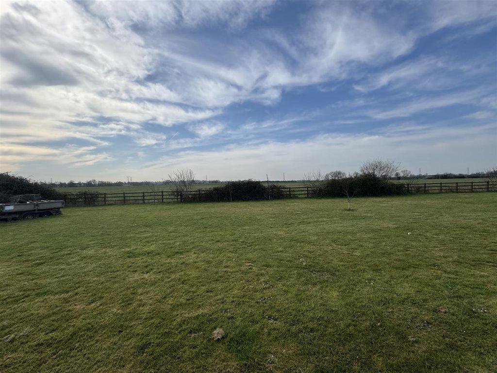 Property photo 3 of 34 View