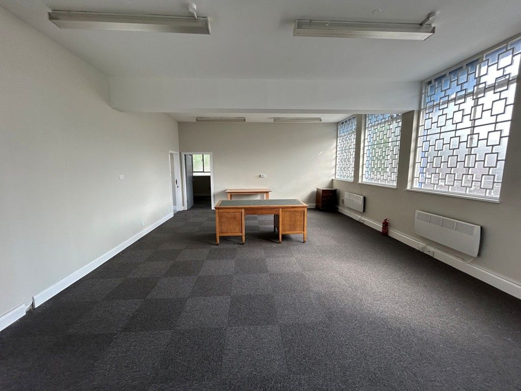 Property photo 2 of 5 Photo 2